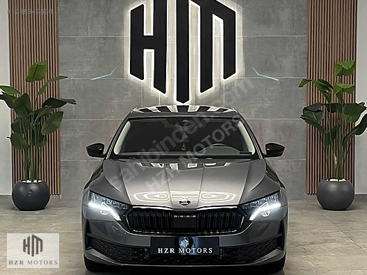 HZR MOTORS HATASIZ 2025 SKODA OCTAVIA 1.5 MHEV ELİTE CARPLAY