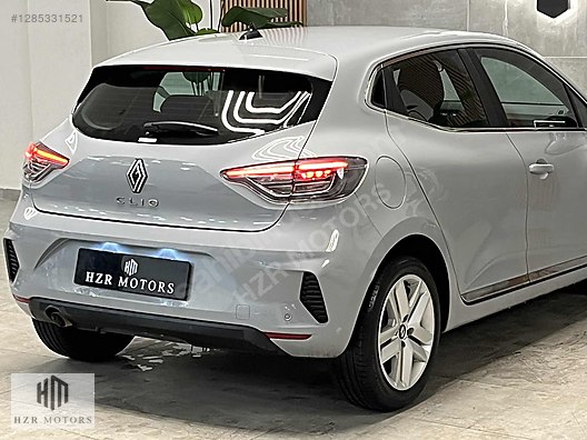 HZR MOTORS 2024 HATASIZ RENAULT CLİO 1.0TCE NAVİGASYON