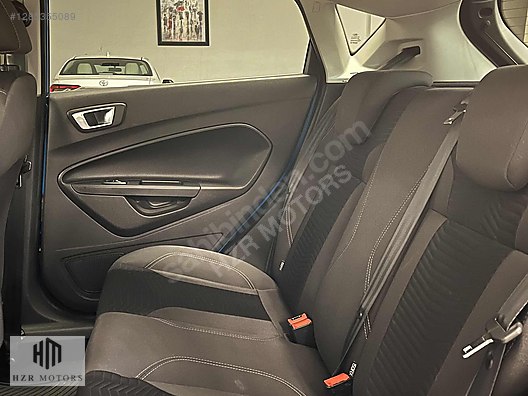HZR MOTORS FORD FİESTA 1.6 OTOMATİK