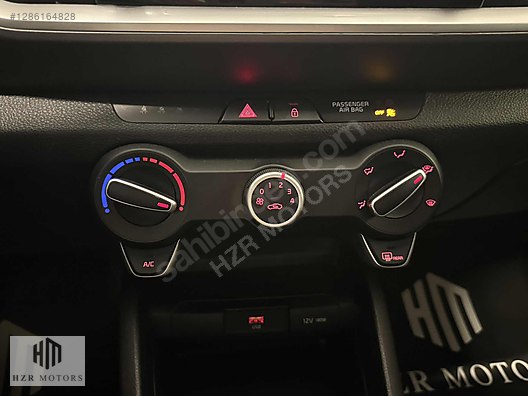 HZR MOTORS HATASIZ 2020 KİA STONİC 1.25 MPI COOL CAR PLAY