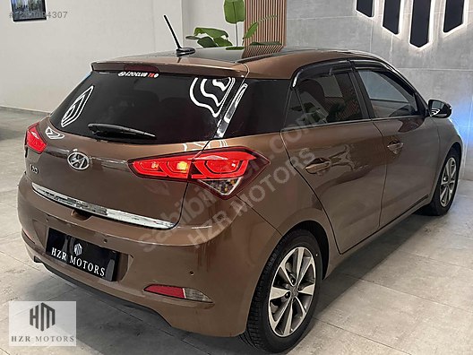 HZR MOTORS HATASIZ 2017 HYUNDAİ i20 1.2 MPI STYLE CAM TAVAN