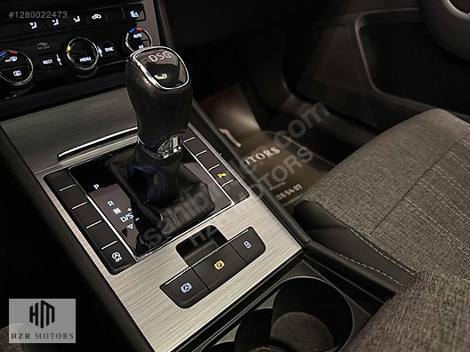 HZR MOTORS 2019 SKODA SUPERB 1.5 TSI ELİTE CAM TAVAN CAR PLAY