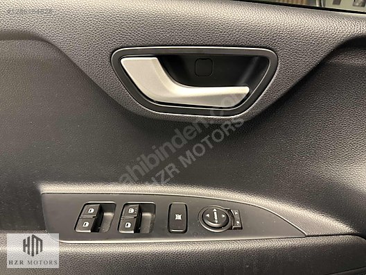 HZR MOTORS HATASIZ 2020 KİA STONİC 1.25 MPI COOL CAR PLAY