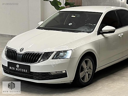 HZR MOTORS 2018 SKODA OCTAVİA 1.6 TDI OPTİMAL OTOMATİK
