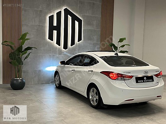 HZR MOTORS 2012 HYUNDAİ ELANTRA 1.6 D-CVVT TUNE SUNROOF G.GÖRÜŞ