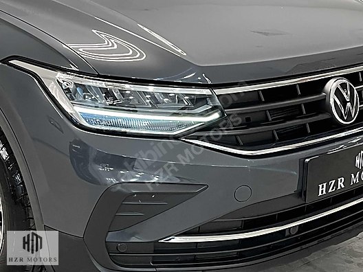 HZR MOTORS 2021 VW TİGUAN 1.5 TSI LİFE CAM TAVAN CAR PLAY