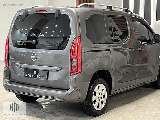 HZR MOTORS 2021 OPEL COMBO LİFE 1.5 D ELEGANCE CARPLAY CAM TAVAN