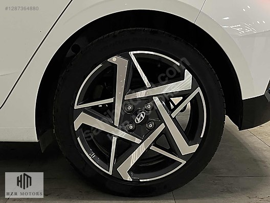 HZR MOTORS HATASIZ 2024 HYUNDAİ i20 1.4 MPI HAYALET CAR PLAY