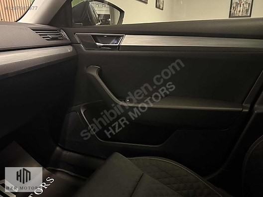 HZR MOTORS SKODA SUPERB 1.5 TSI ELİTE CAM TAVAN CAR PLAY