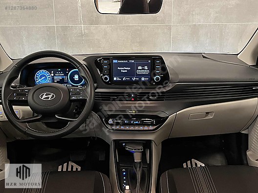 HZR MOTORS HATASIZ 2024 HYUNDAİ i20 1.4 MPI HAYALET CAR PLAY