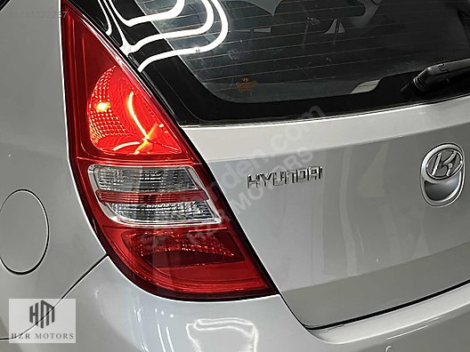 HZR MOTORS 2008 HYUNDAİ İ30 1.6 CRDI SELECT OTOMATİK