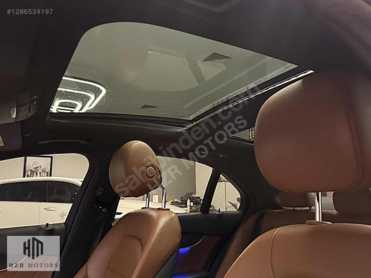 HZR MOTORS HATASIZ 2021 MERCEDES BENZ C200 4 MATİC AMG CAM TAVAN