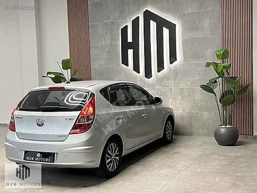 HZR MOTORS 2008 HYUNDAİ İ30 1.6 CRDI SELECT OTOMATİK