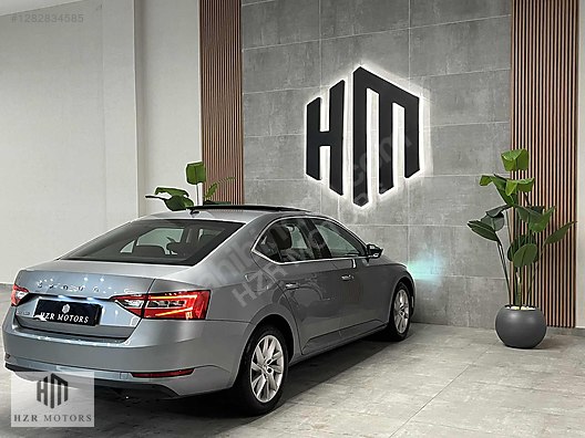 HZR MOTORS HATASIZ 2020 SKODA SUPERB 1.6 TDI ELİTE CAM TAVAN
