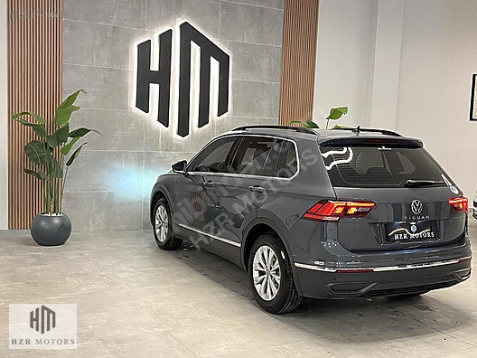 HZR MOTORS 2021 VW TİGUAN 1.5 TSI LİFE CAM TAVAN CAR PLAY