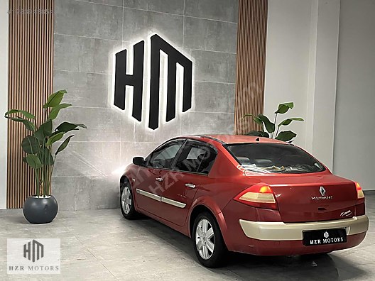 HZR MOTORS 2003 MEGANE 1.6 16 VALF DYNAMİQUE CAM TAVAN