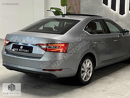 HZR MOTORS HATASIZ 2020 SKODA SUPERB 1.6 TDI ELİTE CAM TAVAN