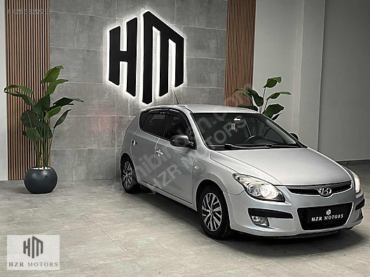 HZR MOTORS 2008 HYUNDAİ İ30 1.6 CRDI SELECT OTOMATİK