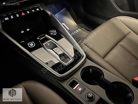 HZR MOTORS 2025 HATASIZ A3 35 TFSI ADVANCED TABA NAVİGASYON