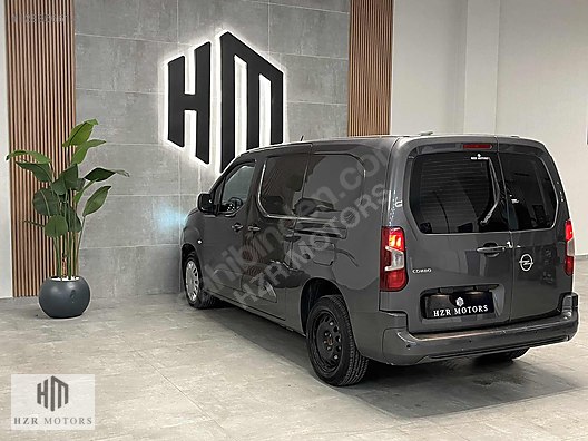 HZR MOTORS HATASIZ 2023 OPEL COMBO CARGO 1.5 D ELEGANCE XL