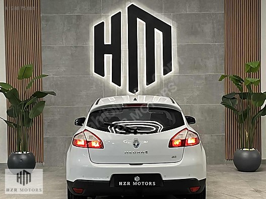 HZR MOTORS 2013 RENAULT MEGANE 1.5 DCİ TOUCH