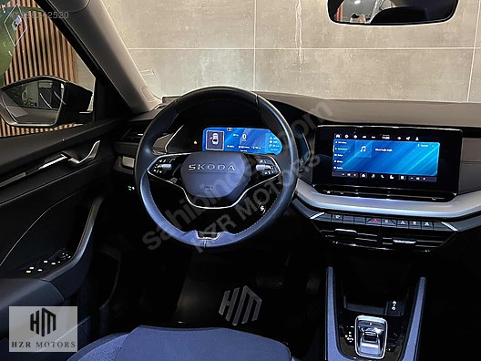 HZR MOTORS HATASIZ 2025 SKODA OCTAVIA 1.5 MHEV ELİTE CARPLAY