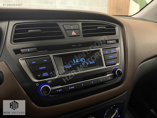 HZR MOTORS HATASIZ 2017 HYUNDAİ i20 1.2 MPI STYLE CAM TAVAN