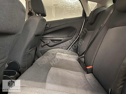 HZR MOTORS 2012 FORD FİESTA 1.4 TDCİ TREND KLİMA