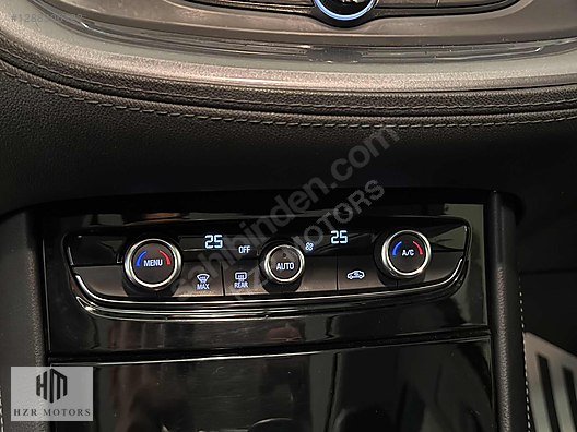 HZR MOTORS 2018 HATASIZ OPEL GRANDLAND X 1.6 D ENJOY CAM TAVAN