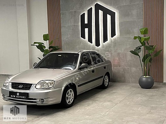 HZR MOTORS 2004 HYUNDAİ ACCENT 1.3 ADMİRE 4 CAM OTOMATİK KLİMA