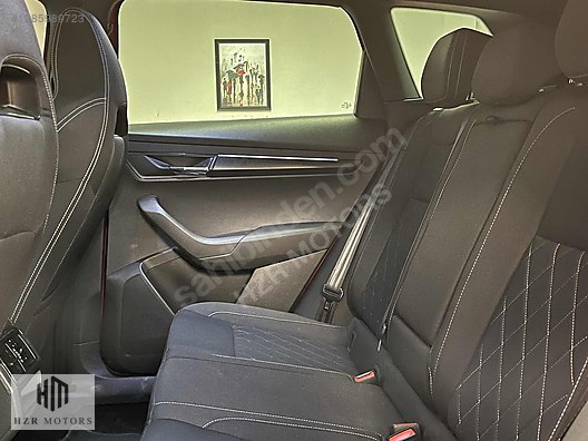 HZR MOTORS HATASIZ 2023 SKODA KAROQ 1.5 TSI SPORTLİNE ISITMA
