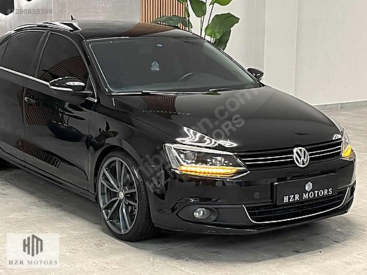 HZR MOTORS HATASIZ 2013 VW JETTA 1.6 TDI COMFORTLİNE CARPLAY