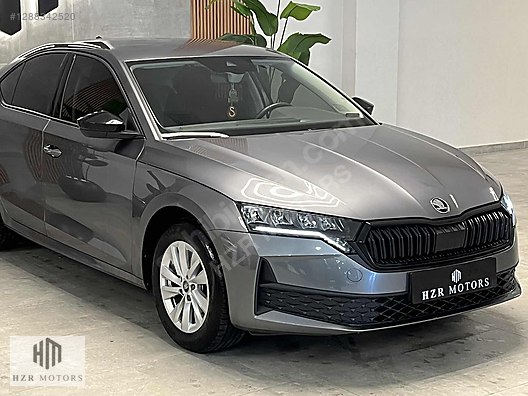 HZR MOTORS HATASIZ 2025 SKODA OCTAVIA 1.5 MHEV ELİTE CARPLAY