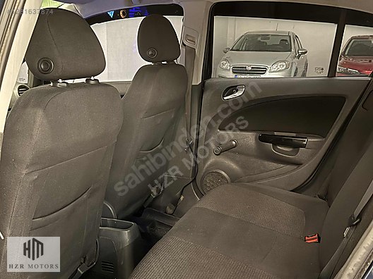 HZR MOTORS OPEL CORSA 1.4 TWİNPORT ESSENTİA EKRAN GERİ GÖRÜŞ