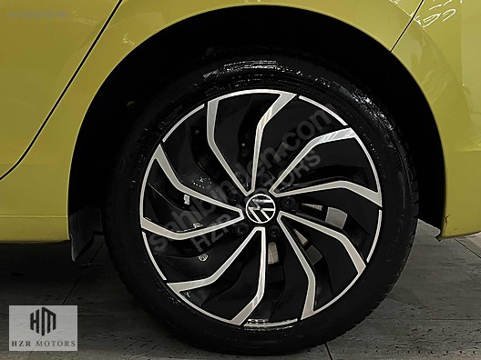HZR MOTORS HATASIZ 2023 VW GOLF 1.0 ETSI STYLE SUNROOF ISITMA
