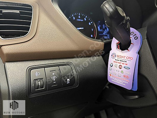 HZR MOTORS HATASIZ 2017 HYUNDAİ i20 1.2 MPI STYLE CAM TAVAN