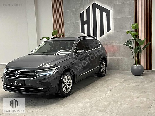 HZR MOTORS 2021 VW TİGUAN 1.5 TSI LİFE CAM TAVAN CAR PLAY