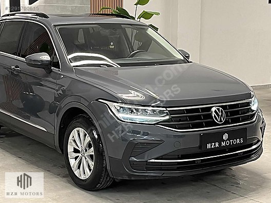 HZR MOTORS 2021 VW TİGUAN 1.5 TSI LİFE CAM TAVAN CAR PLAY