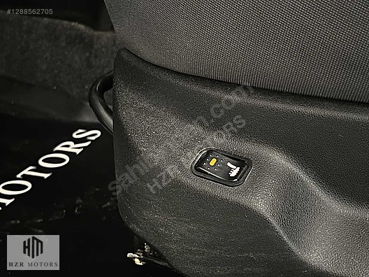 HZR MOTORS 2017 DOBLO COMBİ 1.6 MULTİJET TREKKİNG DİJİTAL.KLİMA