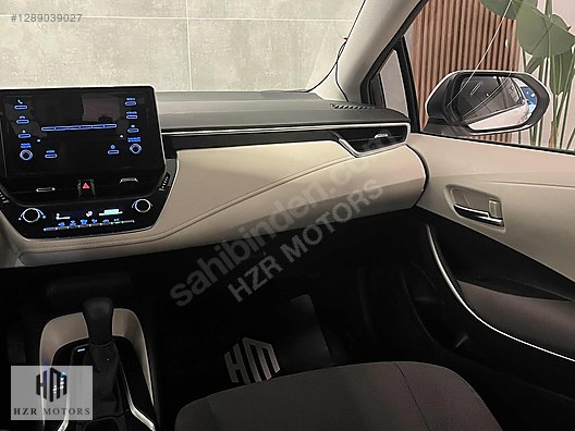 HZR MOTORS HATASIZ 2022 TOYOTA CORALLA 1.5 VİSİON OTOMATİK