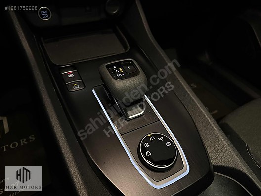 HZR MOTORS 2023 QASHGAI 1.3 DIG-T SKY PACK CAM TAVAN HAYALET