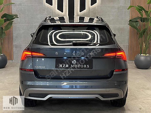 HZR MOTORS HATASIZ SKODA KAMİQ 1.0 TSI PREMİUM CAM TVN CAR PLAY