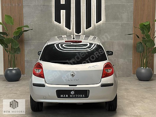 HZR MOTORS 2008 RENAULT CLIO 1.5 DCI AUTHENTİQUE