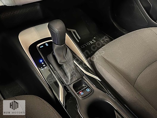 HZR MOTORS 2021 HATASIZ TOYOTA COROLLA 1.5 VİSİON CAR PLAY