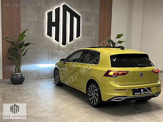 HZR MOTORS HATASIZ 2023 VW GOLF 1.0 ETSI STYLE SUNROOF ISITMA