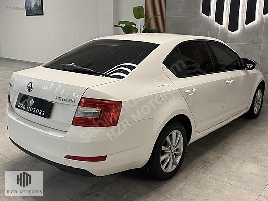 HZR MOTORS 2016 SKODA OCTAVİA 1.6 TDI OPTİMAL OTOMATİK