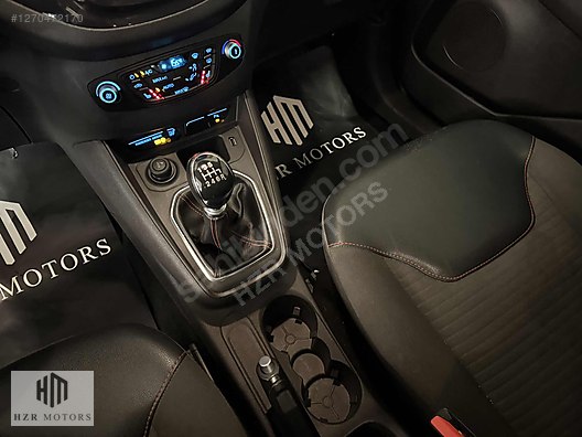 HZR MOTORS 2023 HATASIZ 2023 FORD COURİER 1.5 TDCI TİTANİUM PLUS