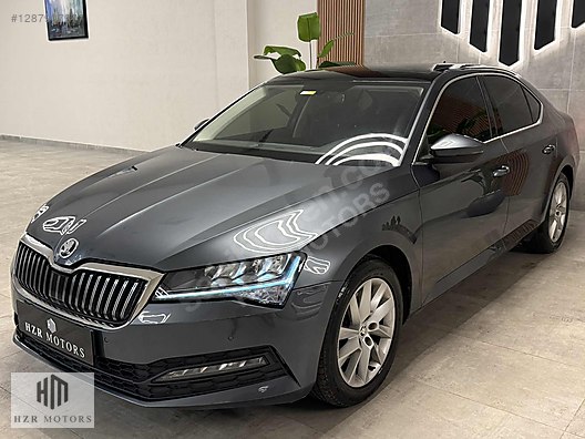 HZR MOTORS SKODA SUPERB 1.5 TSI ELİTE CAM TAVAN CAR PLAY