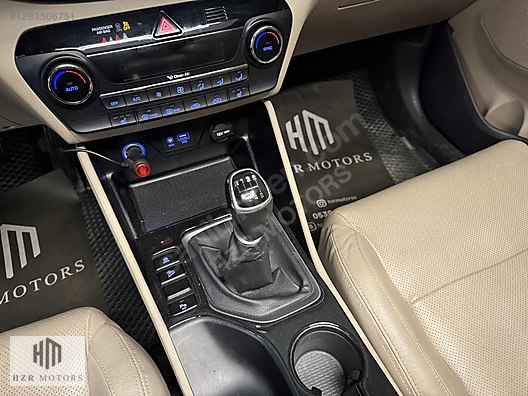 HZR MOTORS 2015 HYUNDAİ TUCSON 1.6 T-GDI ELİTE CAM TAVAN