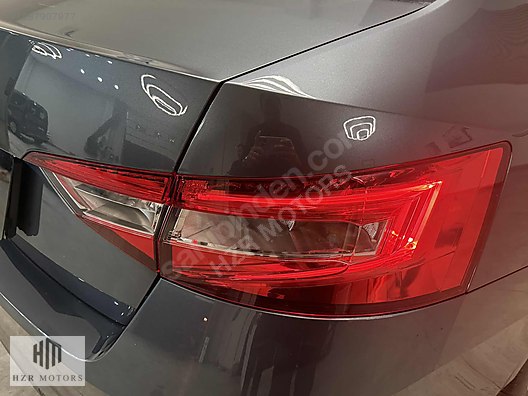 HZR MOTORS SKODA SUPERB 1.5 TSI ELİTE CAM TAVAN CAR PLAY